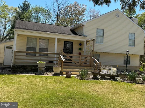 $1,350 | 2004 Bart Court, Upper Marlboro, MD 20774