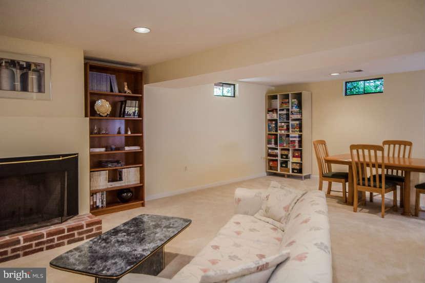 6180 Cobbs Road Alexandria, VA 22310 - Photo 15 of 21 Basement