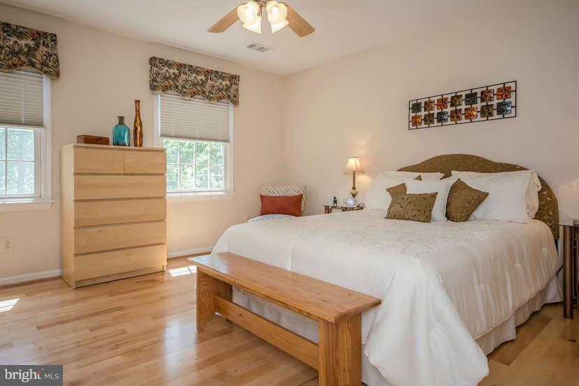 6180 Cobbs Road Alexandria, VA 22310 - Photo 9 of 21 Bedroom (Master)