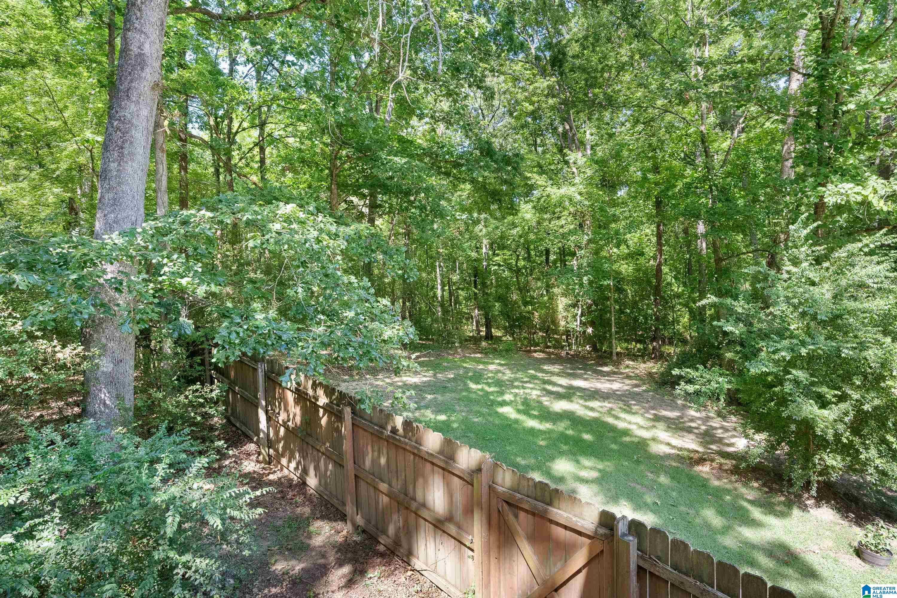 2027 Diane Lane Alabaster, AL 35007 - Photo 34 of 35