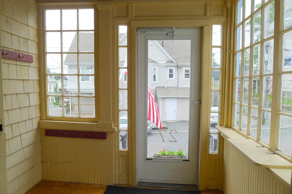27 Ferguson Road Malden, MA 02148 - Photo 3 of 30 Gallery Image 3