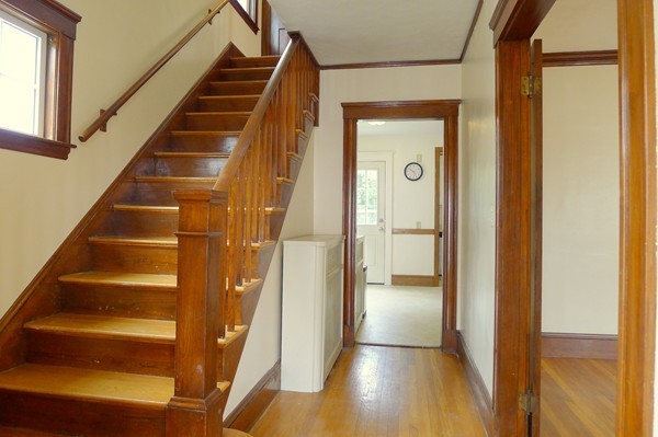 27 Ferguson Road Malden, MA 02148 - Photo 5 of 30 Gallery Image 5