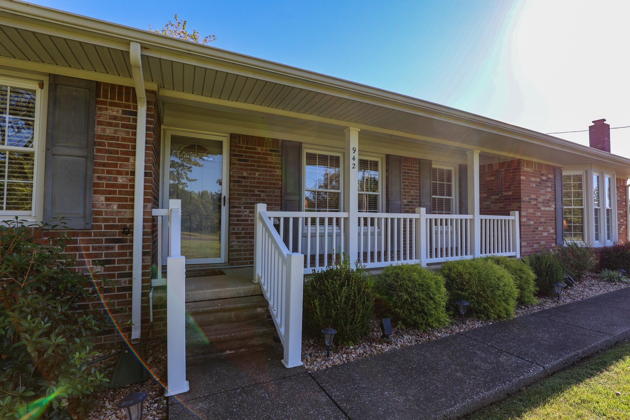 942 Crews Road Wickliffe, KY 42087 - Photo 8 of 50 8 Covered Front Porch