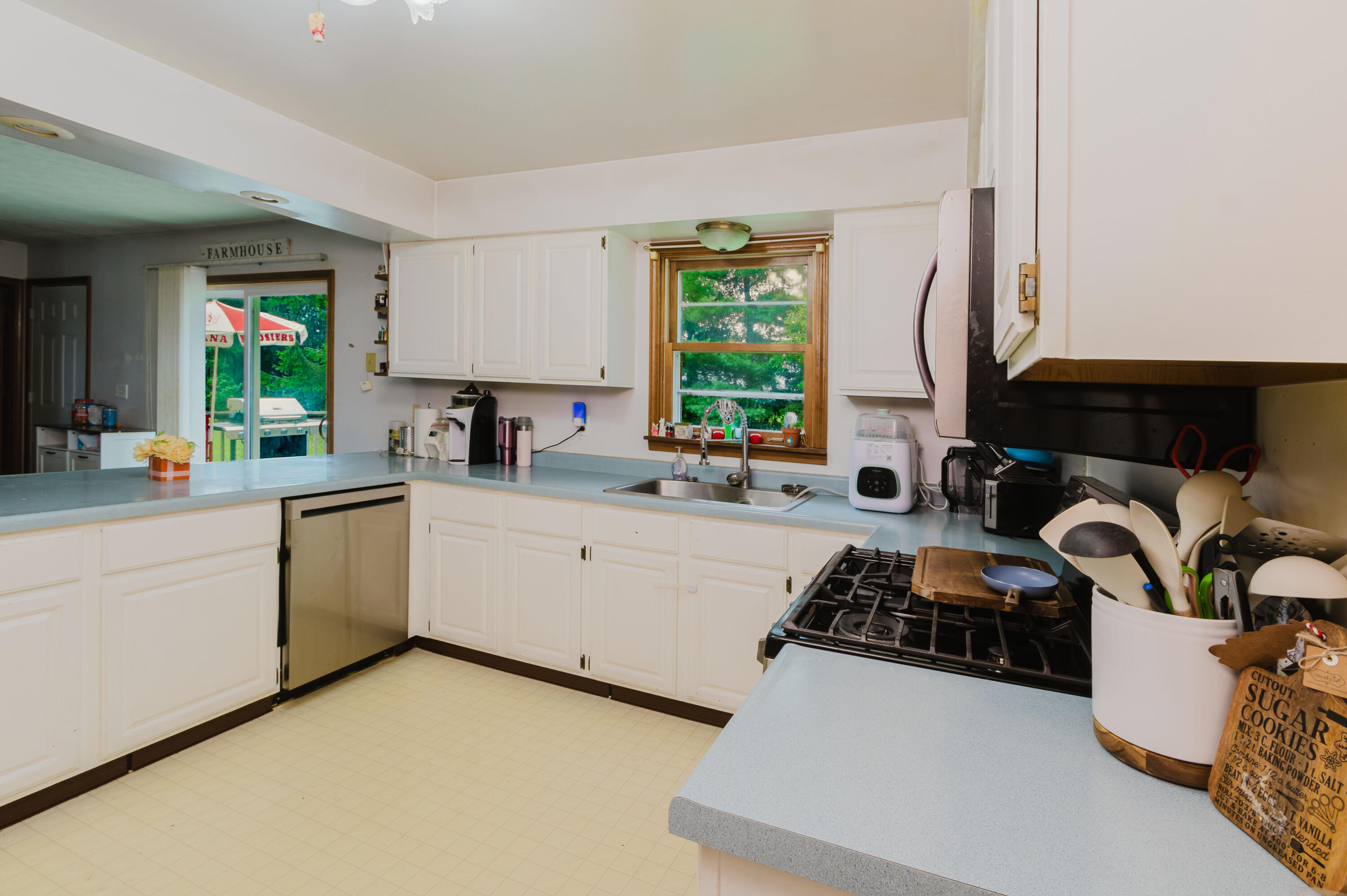 51104 Silver Street Three Rivers, MI 49093 - Photo 8 of 22 IMG_3088-HDR