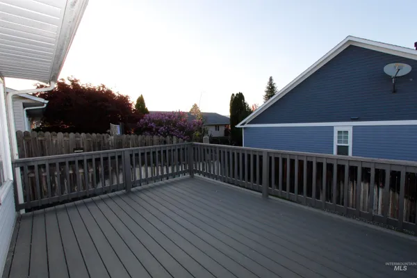 $325,000 | 923 Stewart Avenue, Unit A, Lewiston, ID 83501