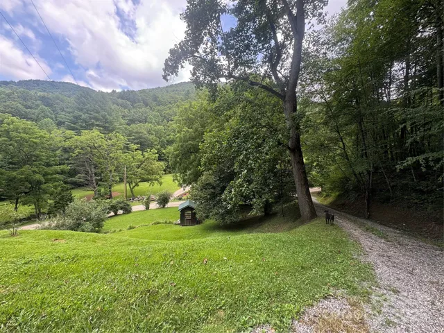 $515,000 | 652 Shepherds Creek Road, Robbinsville, NC 28771