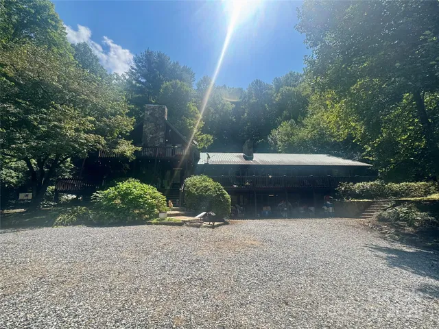 $515,000 | 652 Shepherds Creek Road, Robbinsville, NC 28771