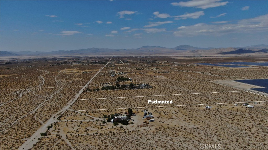 8001 Fairlane Road Lucerne Valley, CA 92356 - Photo 13 of 33 Gallery Image 13