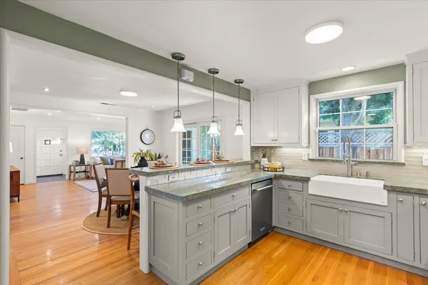 $2,998,000 | 287 Santa Margarita Avenue, Menlo Park, CA 94025