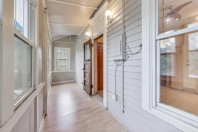 $995,000 | 1100 West Wellington Avenue, Chicago, IL 60657