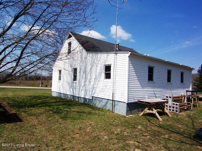 3250 North St Francis Road Loretto, KY 40037 - Photo 16 of 18 18 SIDE