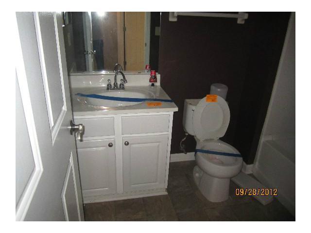5597 Cedar Springs, Unit R Columbus, OH 43228 - Photo 8 of 10