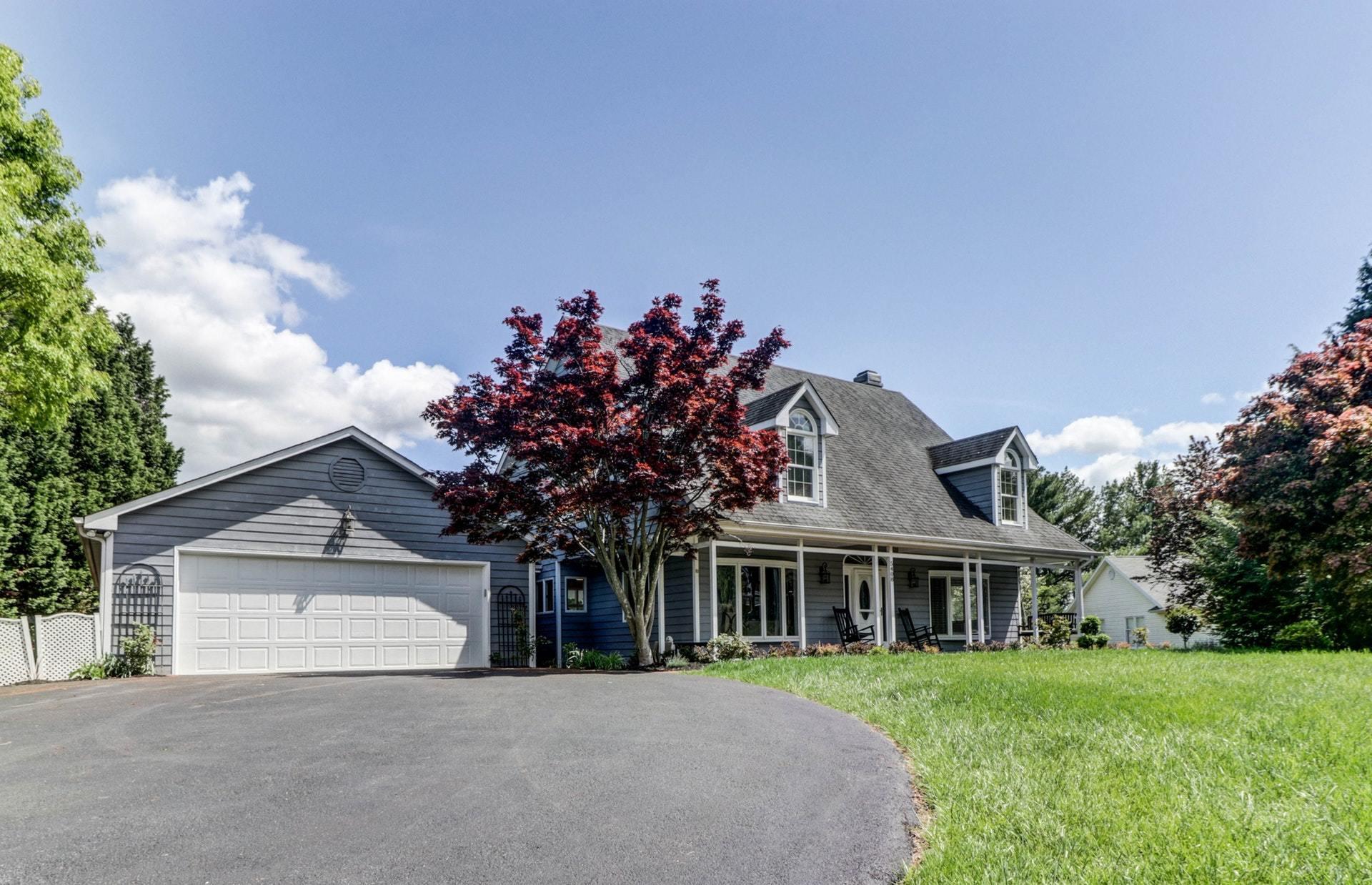 5408 Setter Road Roanoke, VA 24012 - Photo 1 of 40 Front