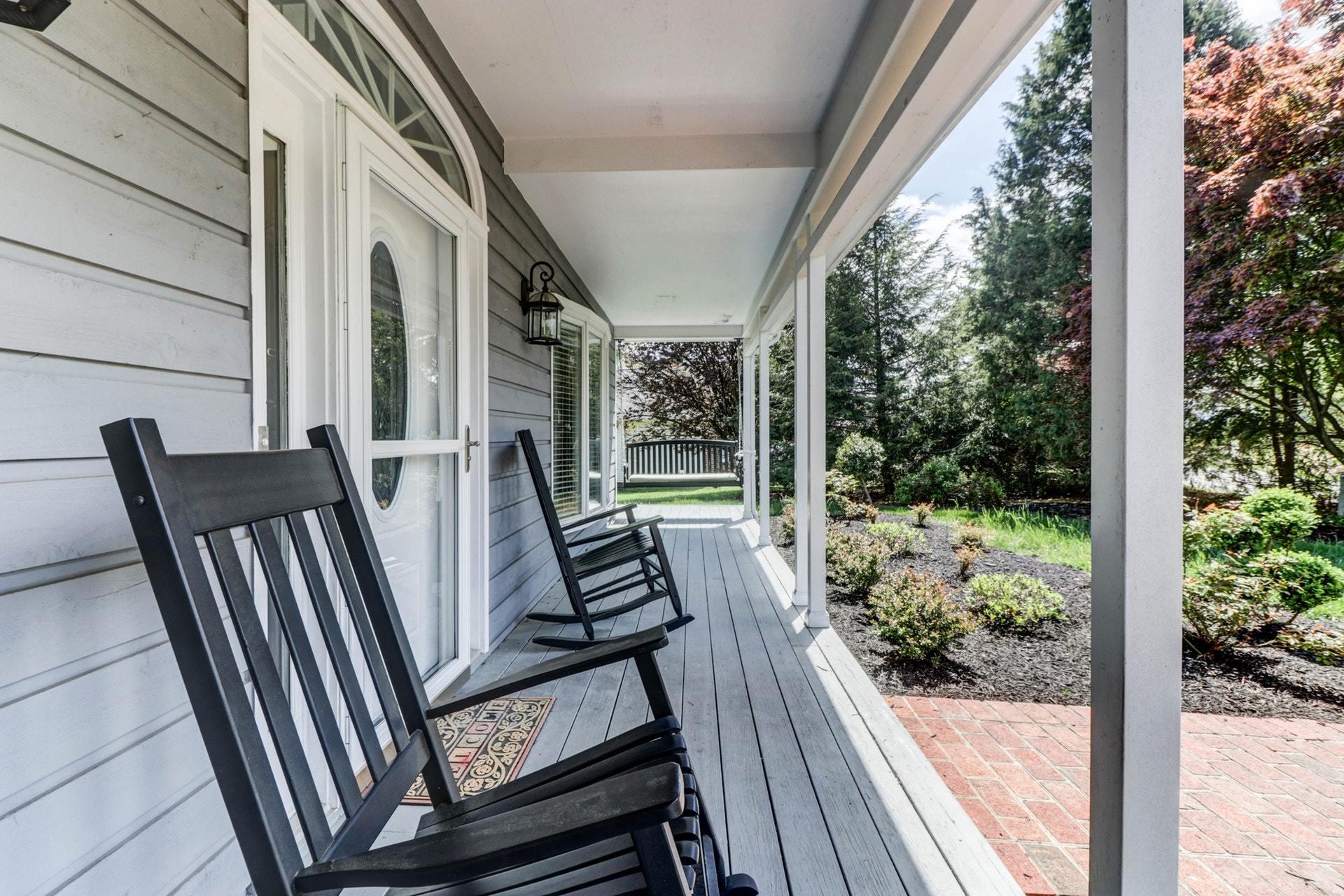 5408 Setter Road Roanoke, VA 24012 - Photo 34 of 40 Rocking Chair Front Porch
