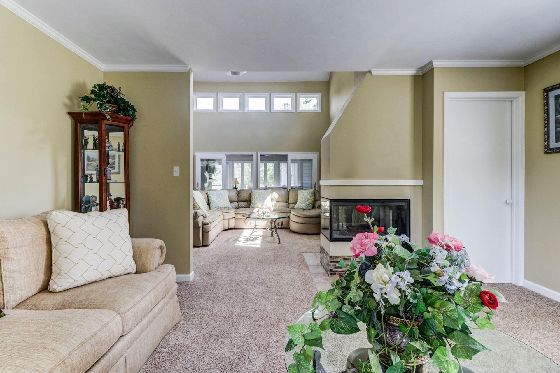 5408 Setter Road Roanoke, VA 24012 - Photo 8 of 40 Living Room