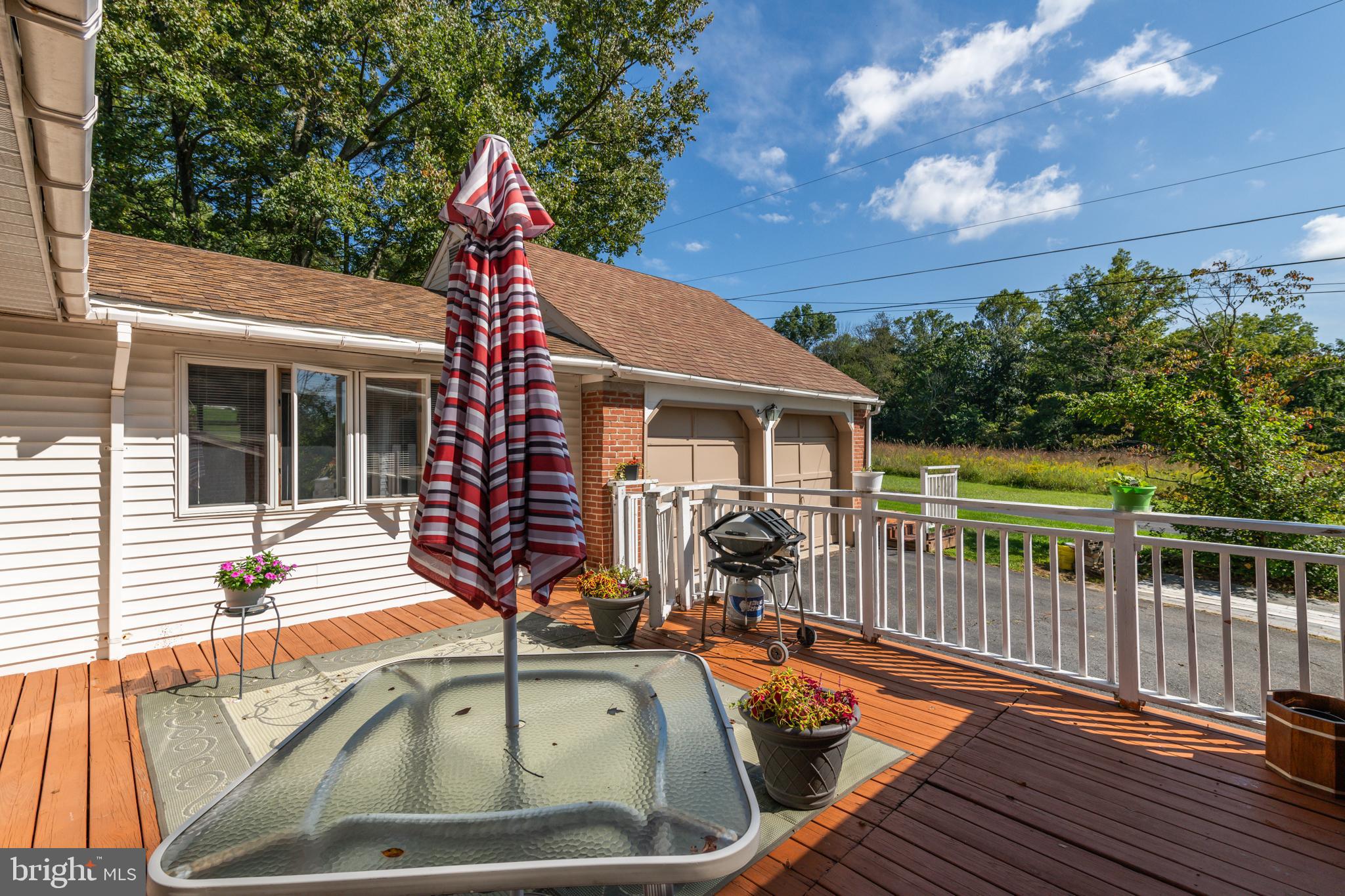 2476 Hopewell Road Elverson, PA 19520 - Photo 7 of 47 Gallery Image 7