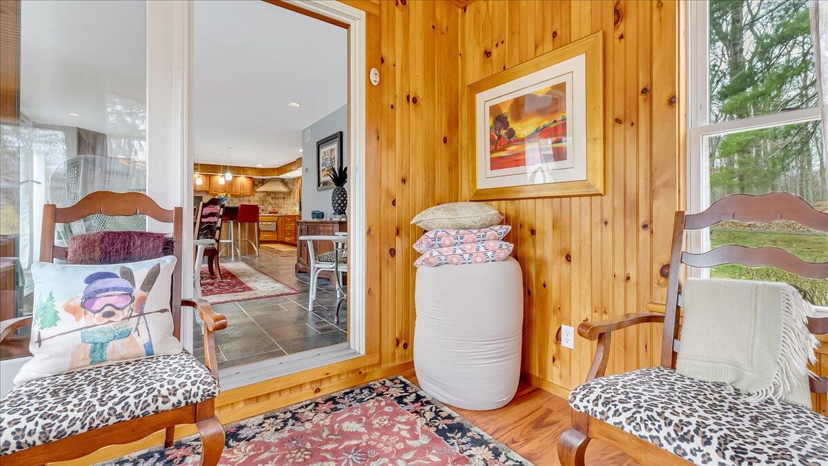 160 Long Road Canadensis, PA 18325 - Photo 36 of 108 Sunroom