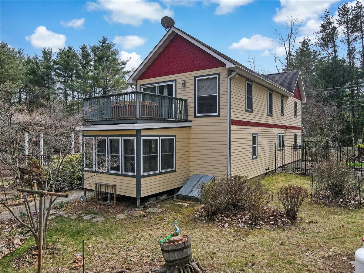 160 Long Road Canadensis, PA 18325 - Photo 90 of 108 Back Of House