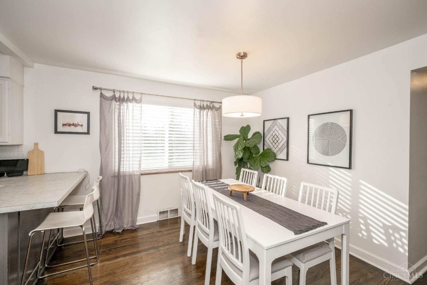 4451 Jessup Road Cincinnati, OH 45247 - Photo 11 of 43