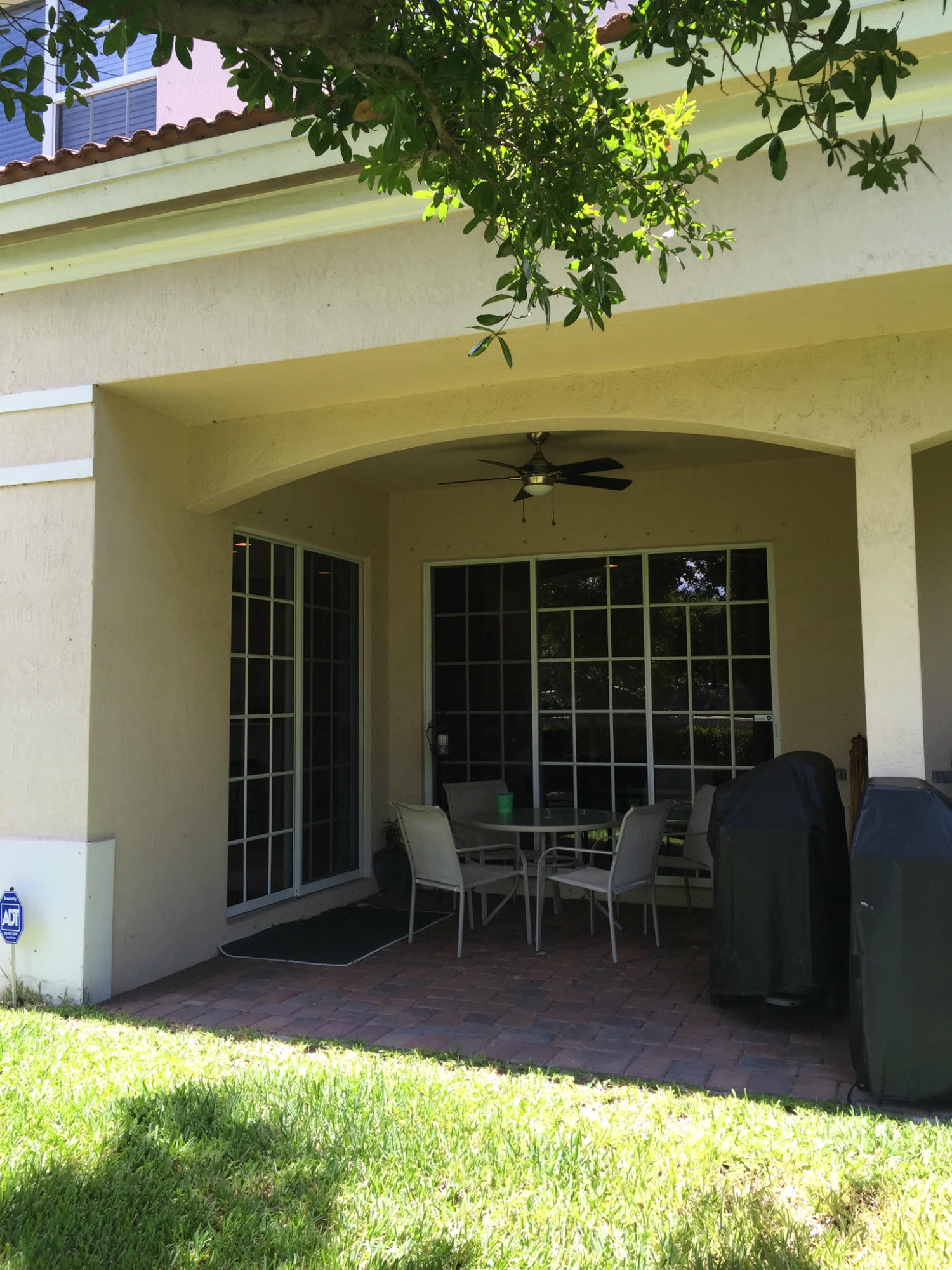 44 Lancaster Road Boynton Beach, FL 33426 - Photo 8 of 28 back patio