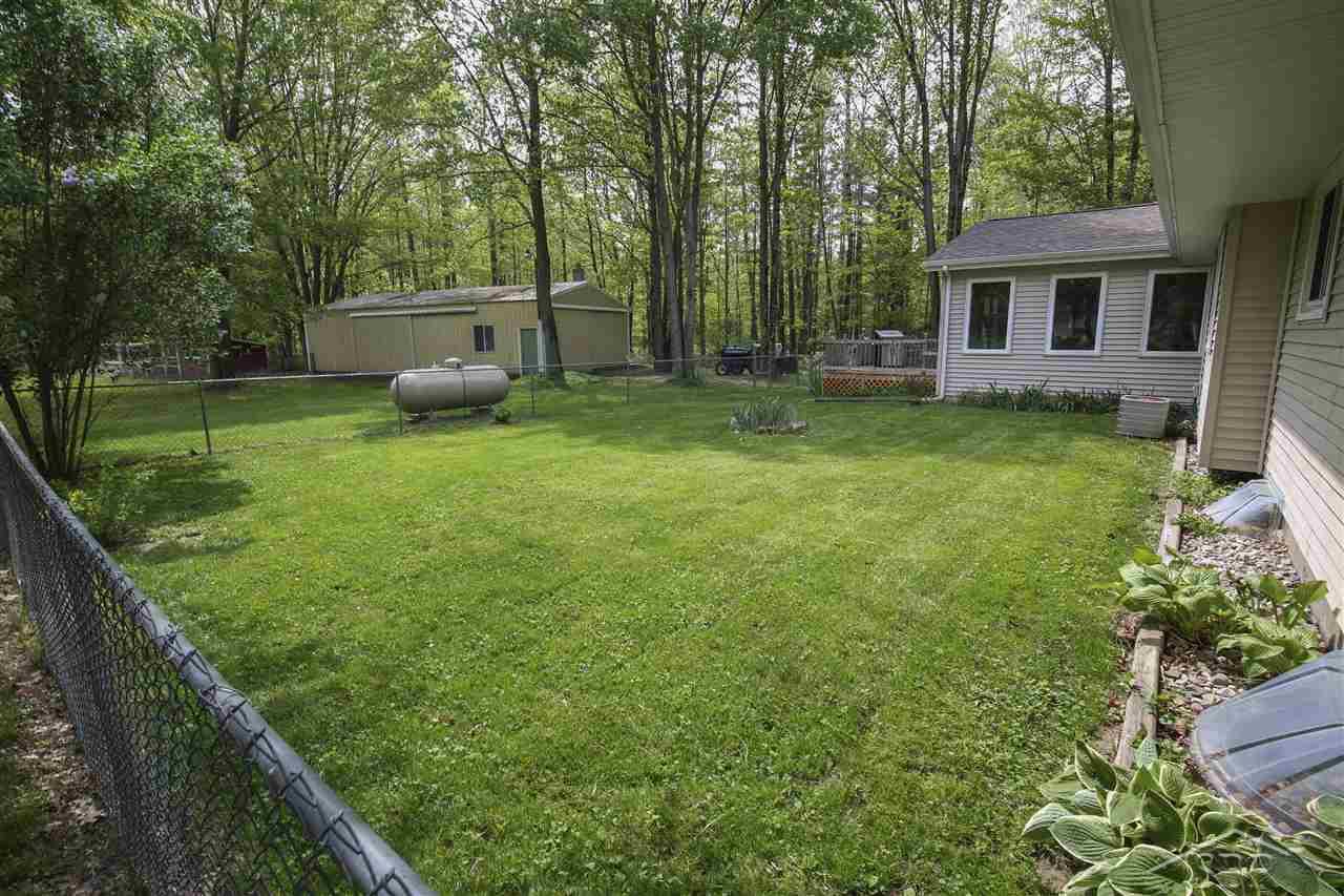 1890 East Brooks Road Midland, MI 48640 - Photo 34 of 53 50076548-33.JPG