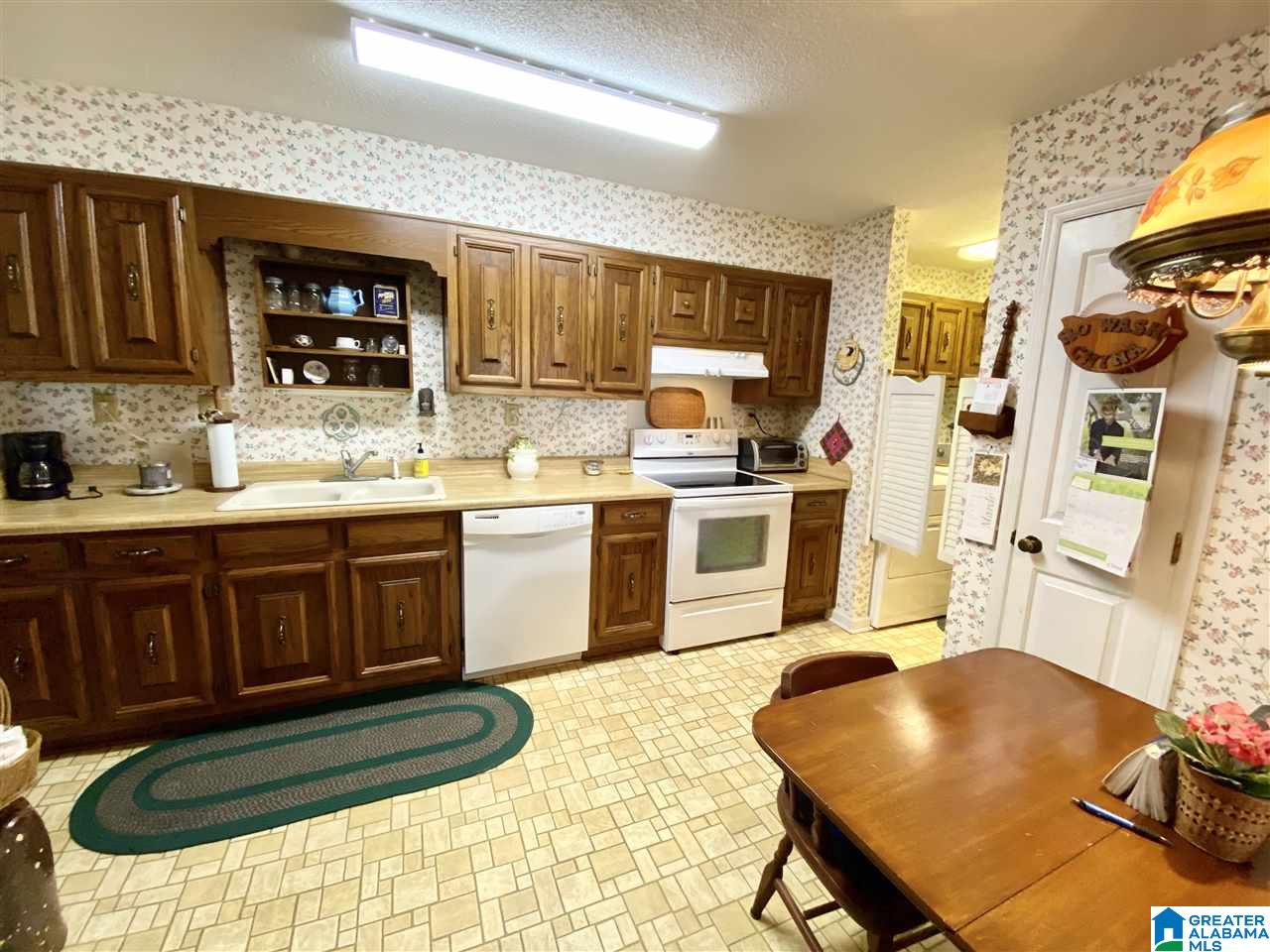 1876 Rockwood Road, Unit 1876 Birmingham, AL 35216 - Photo 6 of 32