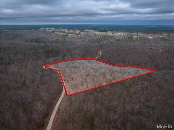 $45,000 | 11.09-acres 11.09-acres Broken Arrow Trail, Raymondville, MO 65555