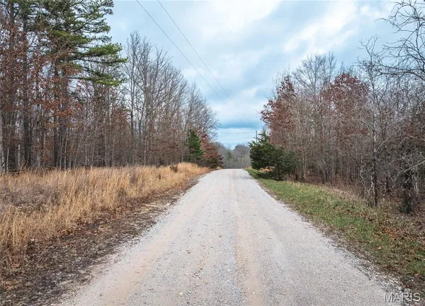 $45,000 | 11.09-acres 11.09-acres Broken Arrow Trail, Raymondville, MO 65555