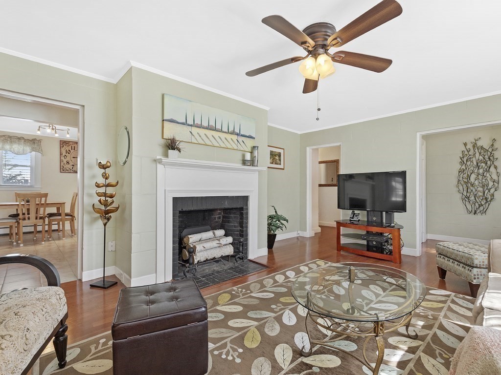 4 Edwin Road Waltham, MA 02453 - Photo 11 of 36 Gallery Image 11