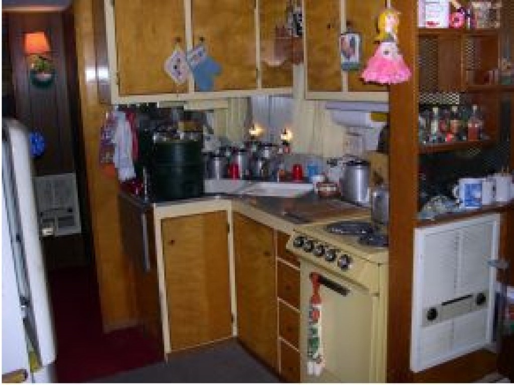2129 Upton Road Errol, NH 03579 - Photo 3 of 9