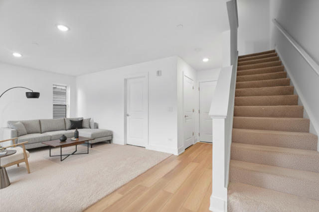 6417 Main Street Morton Grove, IL 60053 - Photo 2 of 23