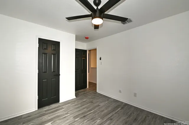 $2,100 | 12002 Amber Vista, San Antonio, TX 78254