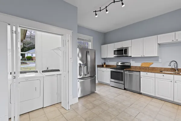 $400,000 | 5720 St Elmo Avenue, Chattanooga, TN 37409