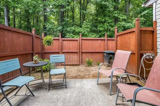 $2,200 | 4645 Valais Court, Unit 126, Alpharetta, GA 30022