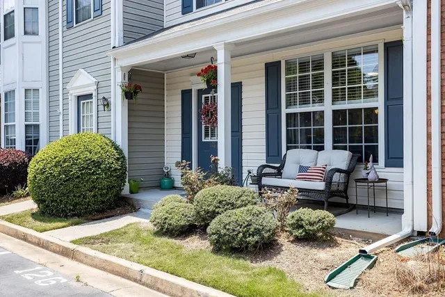 $2,200 | 4645 Valais Court, Unit 126, Alpharetta, GA 30022