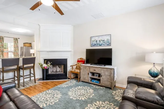 $2,200 | 4645 Valais Court, Unit 126, Alpharetta, GA 30022