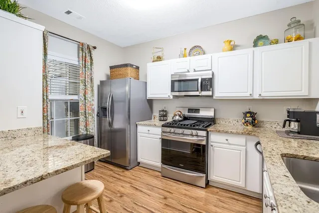 $2,200 | 4645 Valais Court, Unit 126, Alpharetta, GA 30022