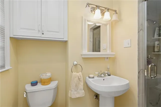 $1,200,000 | 5750 Windsor Drive, Fairway, KS 66205