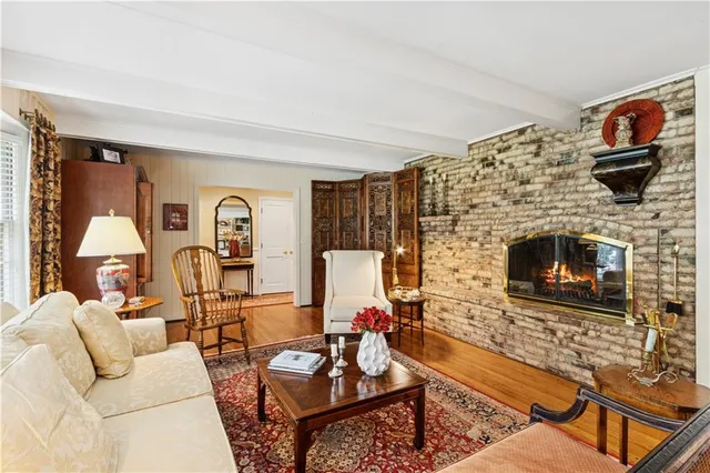 $1,200,000 | 5750 Windsor Drive, Fairway, KS 66205