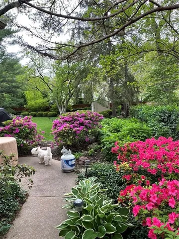 $1,200,000 | 5750 Windsor Drive, Fairway, KS 66205