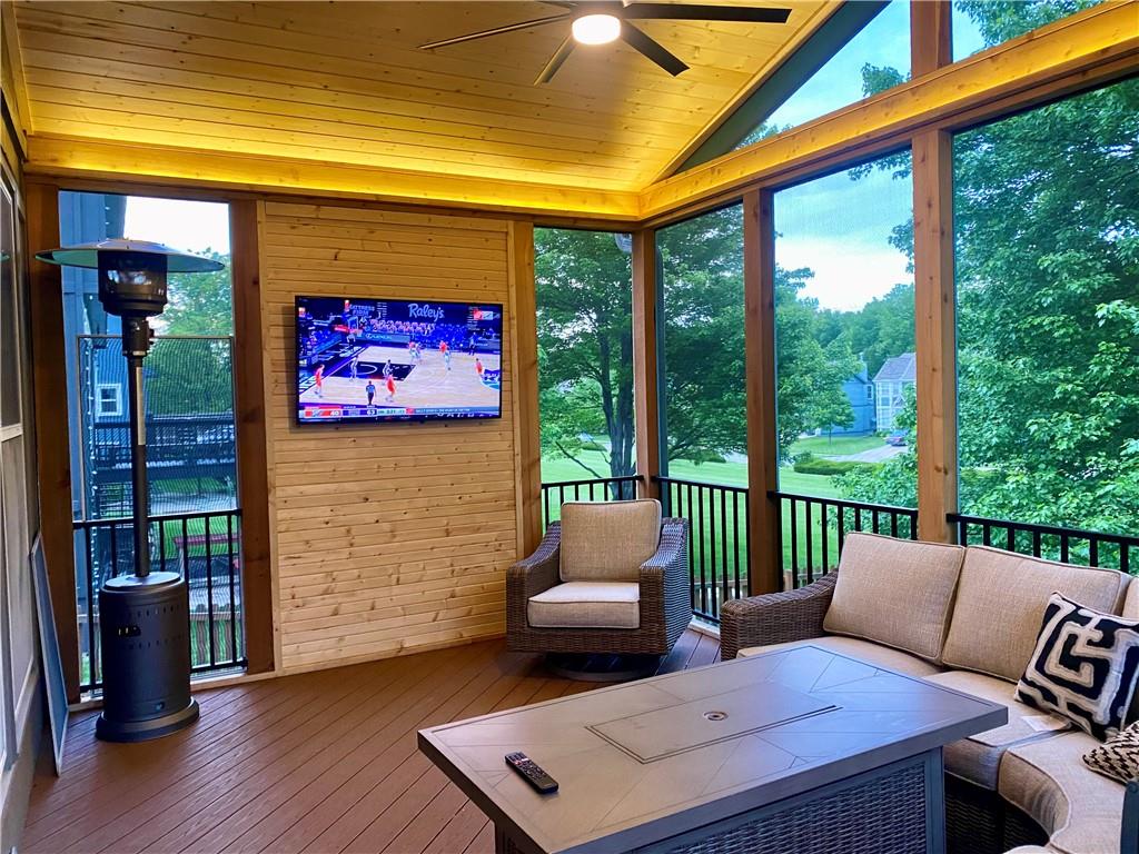 14595 South Rene Street Olathe, KS 66062 - Photo 3 of 4