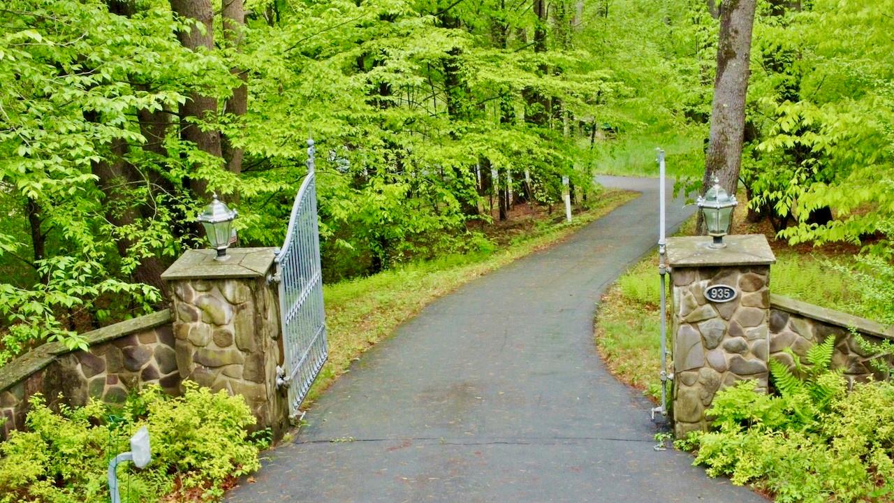 935 Starlight Road Monticello, NY 12701 - Photo 49 of 50 a view of a garden with plants