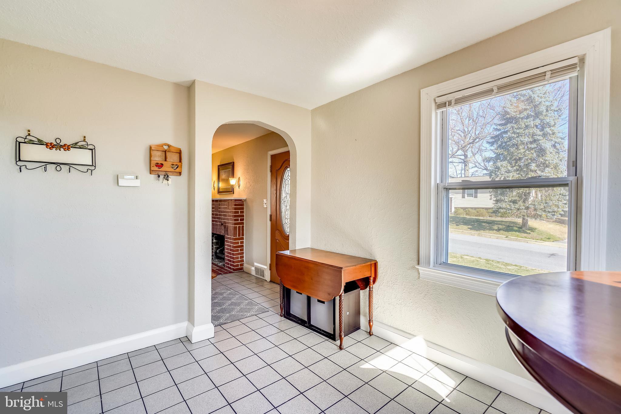 220 Homewood Road Linthicum Heights, MD 21090 - Photo 11 of 39 Breakfast nook view towards entry