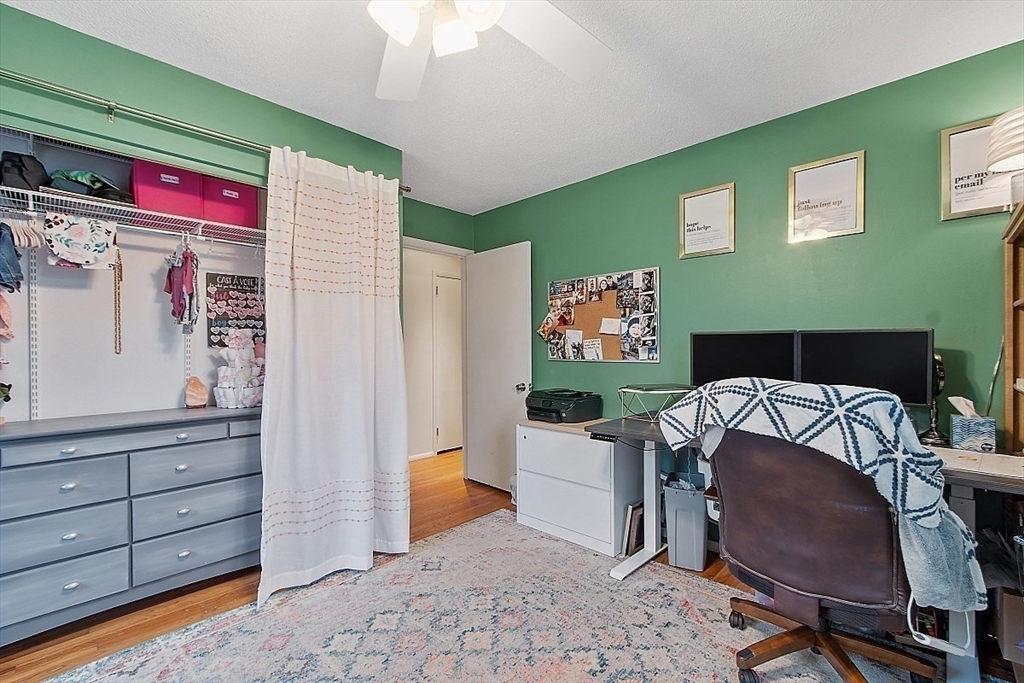 17 Thorndike Road Lowell, MA 01852 - Photo 25 of 39 Gallery Image 25
