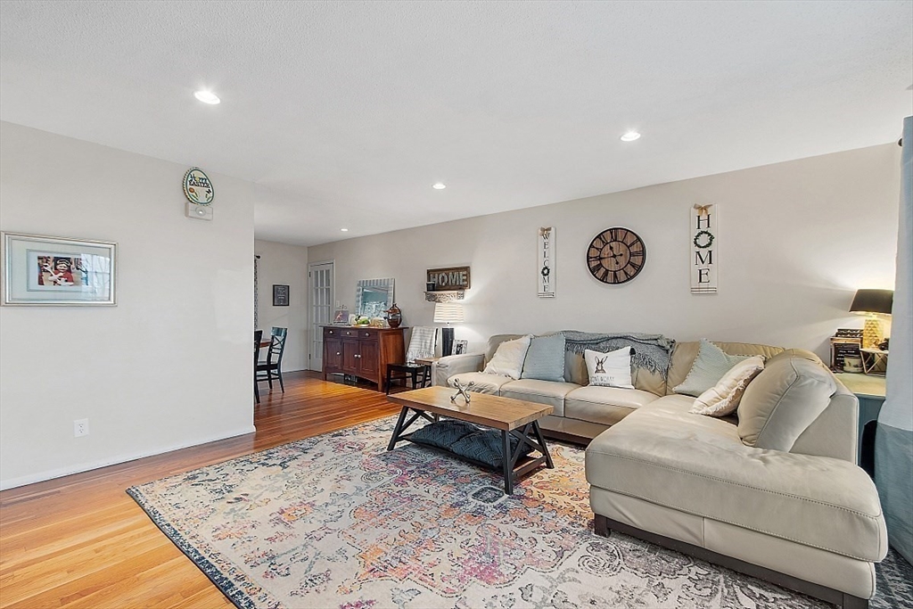 17 Thorndike Road Lowell, MA 01852 - Photo 7 of 39 Gallery Image 7