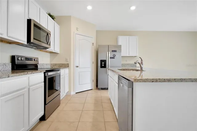 $2,150 | 538 Noble Avenue, Davenport, FL 33837