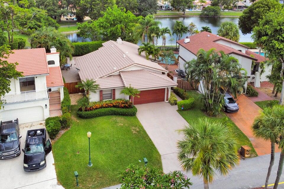 6450 Pond Apple Road Boca Raton, FL 33433 - Photo 2 of 70 20220802182152233768000000-o