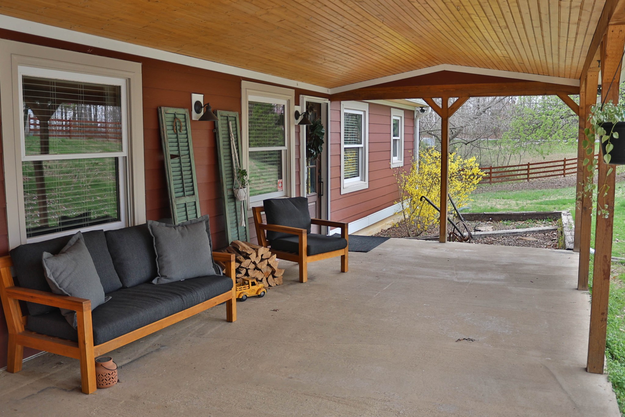 1660 Leatherwood Road White Bluff, TN 37187 - Photo 7 of 41