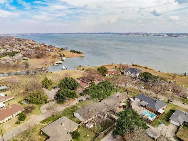 an aerial view of multiple house