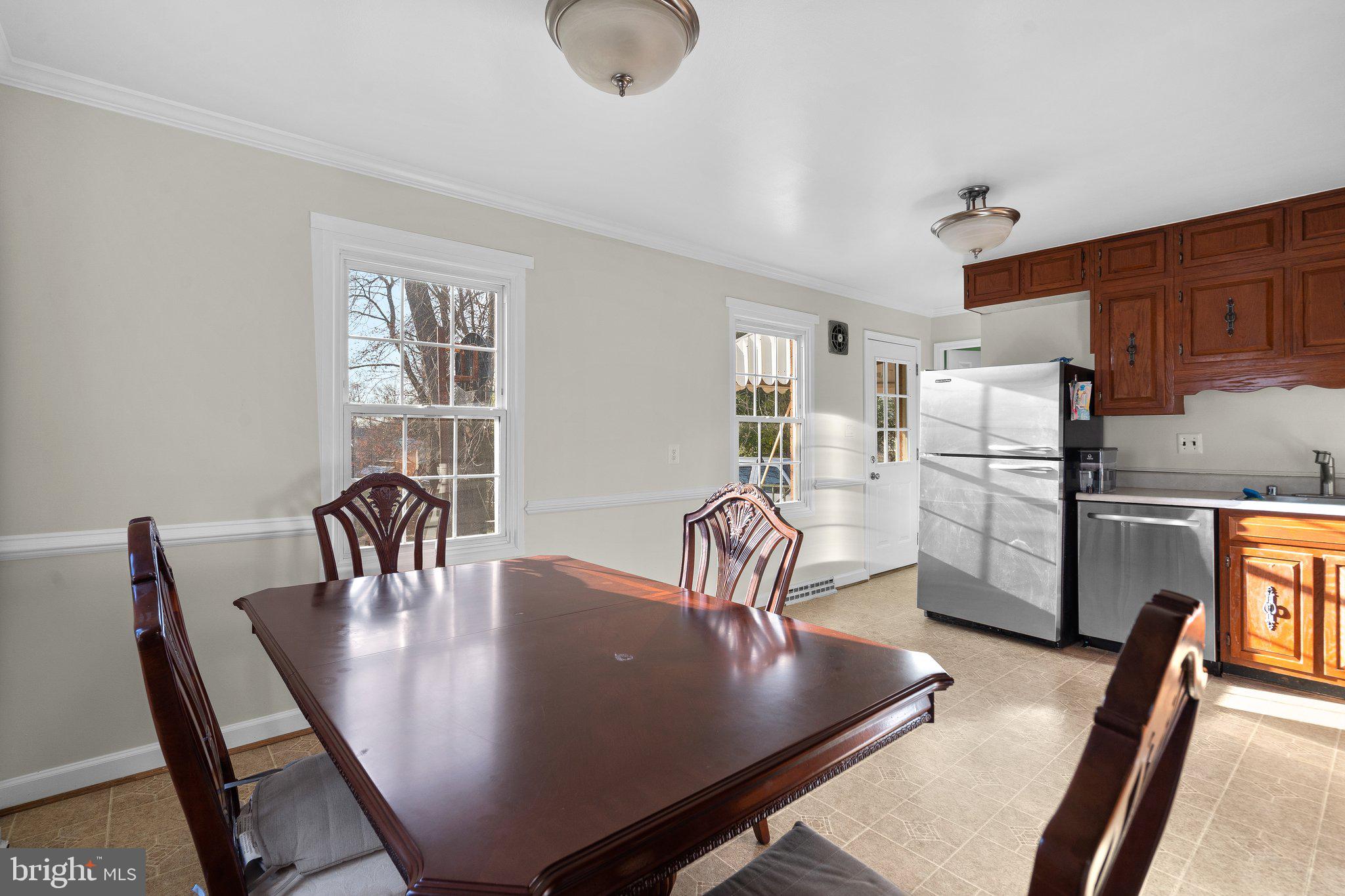 13122 Estelle Road Silver Spring, MD 20906 - Photo 8 of 44